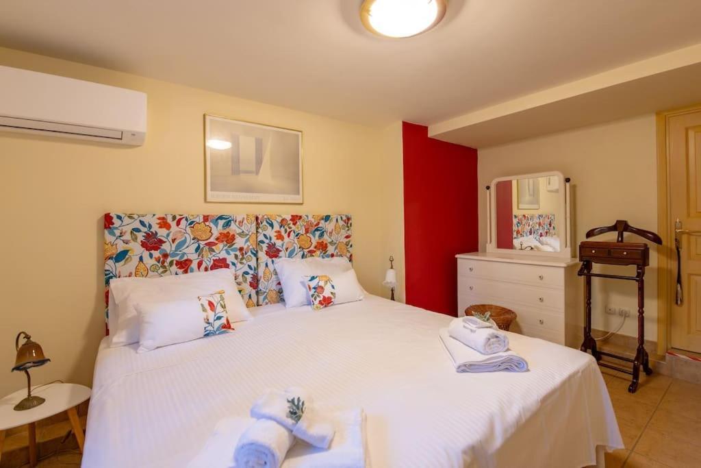 Villa Elmar Aegina Bagian luar foto
